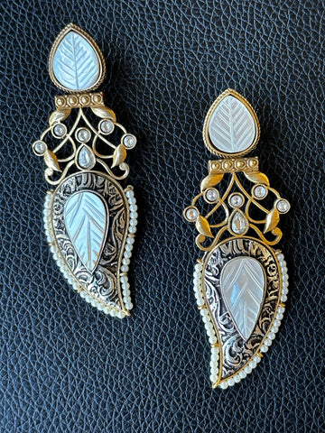 Mother of pearl Amrapali design