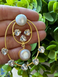 Oval shaped earring with Pearls and Zircons