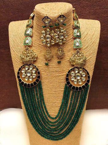 DIVINE necklace & ear hangings