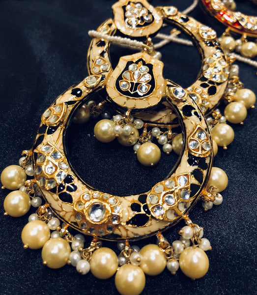 IVORY & BLACK Meenakari Chandballis