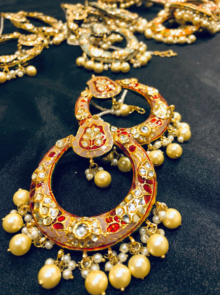 PEACH & RED Meenakari Chandballis